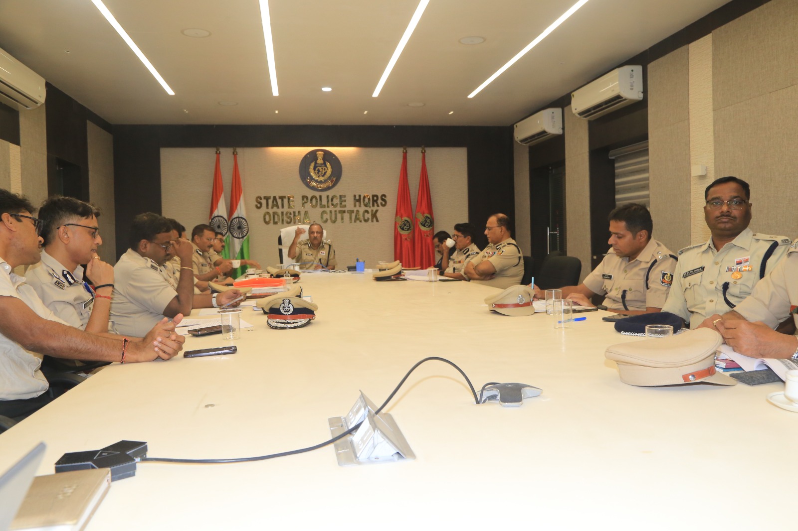 ନୂଆପଡ଼ା ବିଧାନସଭା ଉପ-ନିର୍ବାଚନକୁ ଦୃଷ୍ଟିରେ ରଖି ରାଜ୍ୟ ପୋଲିସ ମହାନିର୍ଦ୍ଦେଶକ ଙ୍କ ପୋଲିସ୍ ସୁରକ୍ଷା ବ୍ୟବସ୍ଥାର ସମୀକ୍ଷା