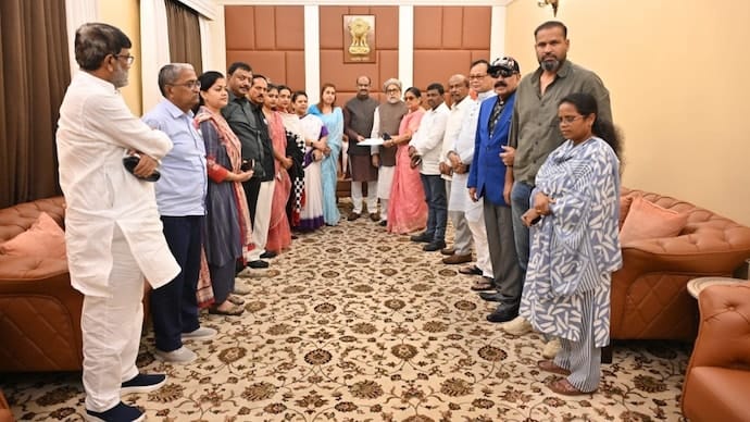 ବିଜେପିରେ ମିଶିବେ ଟିଏମସିର ୧୭ ବିଦ୍ରୋହୀ ସାଂସଦ